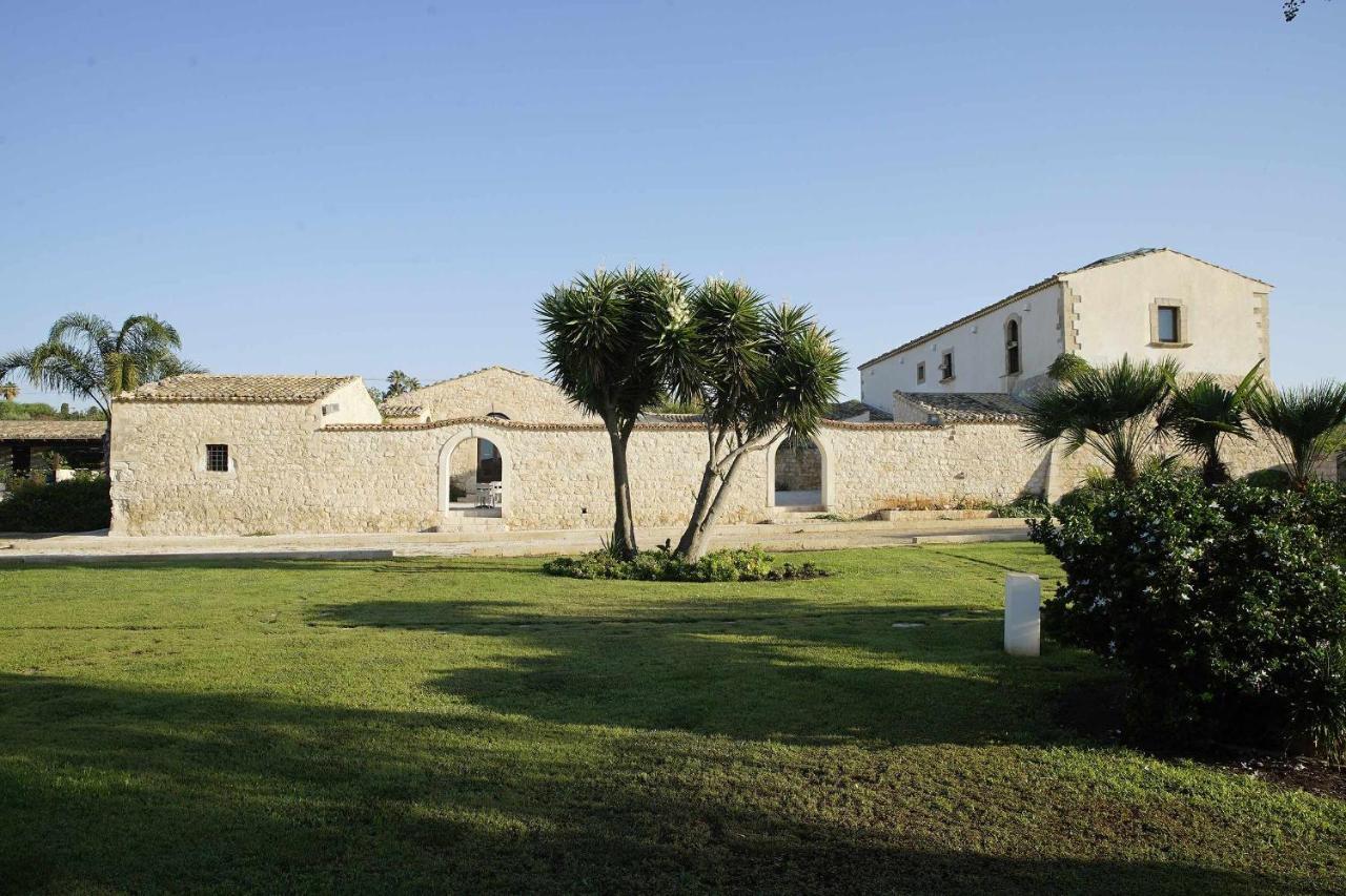 Torre Dantona Country Suites Pozzallo Exteriör bild