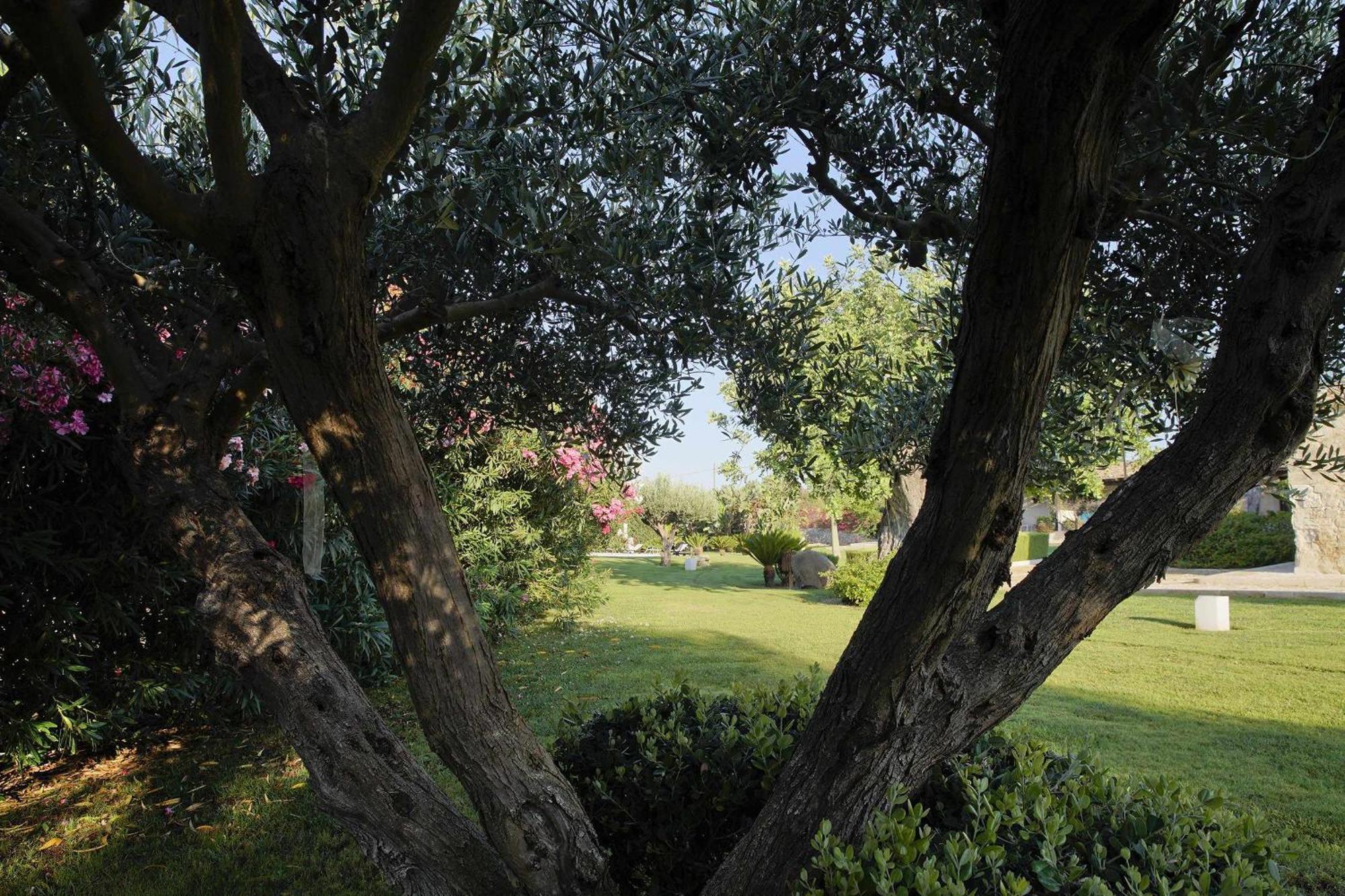 Torre Dantona Country Suites Pozzallo Exteriör bild
